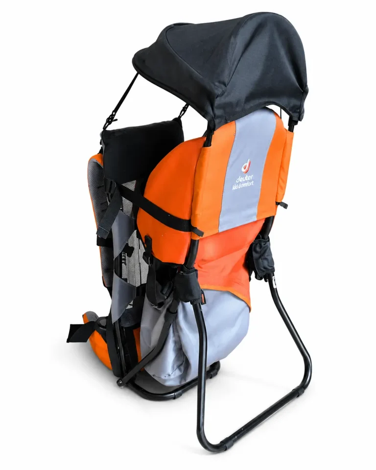 Porte bébé de randonnée Deuter disponible à la location chez Maman Louve à Fréjus